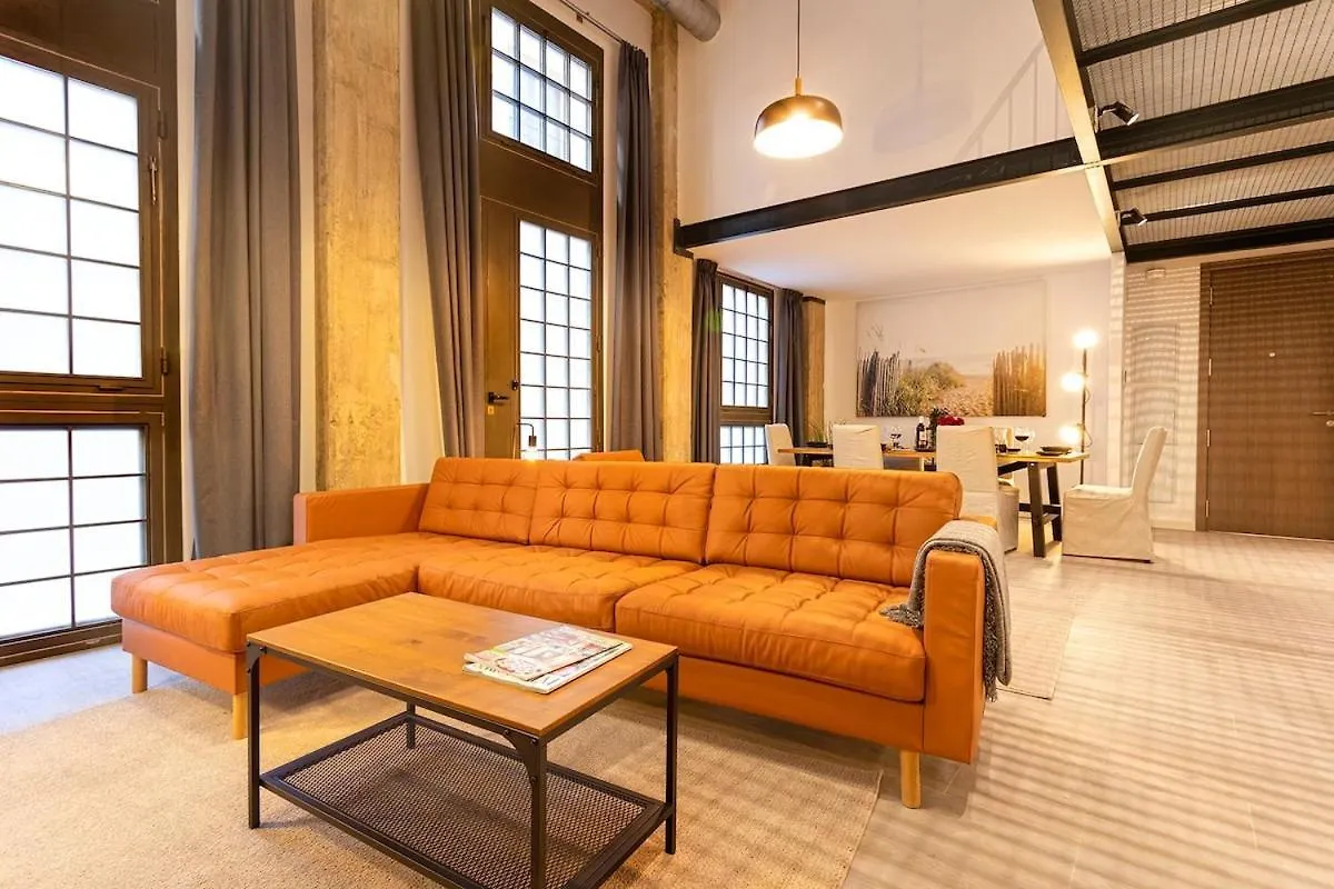 -Malagasunapts-Industrial Loft Citycentre Apartment